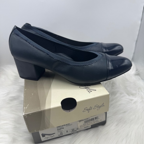 Soft Style Women's Daryn Pump - Picture 3 of 5